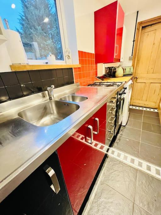 Cosy Cottage In Central Reading Free Parking & Fast Wifi Eksteriør bilde